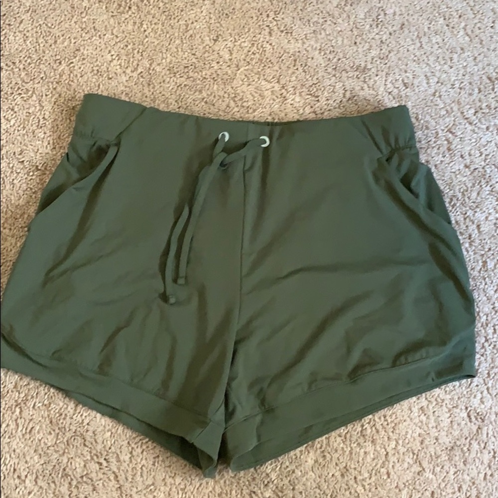 Avia dark green walk shorts
